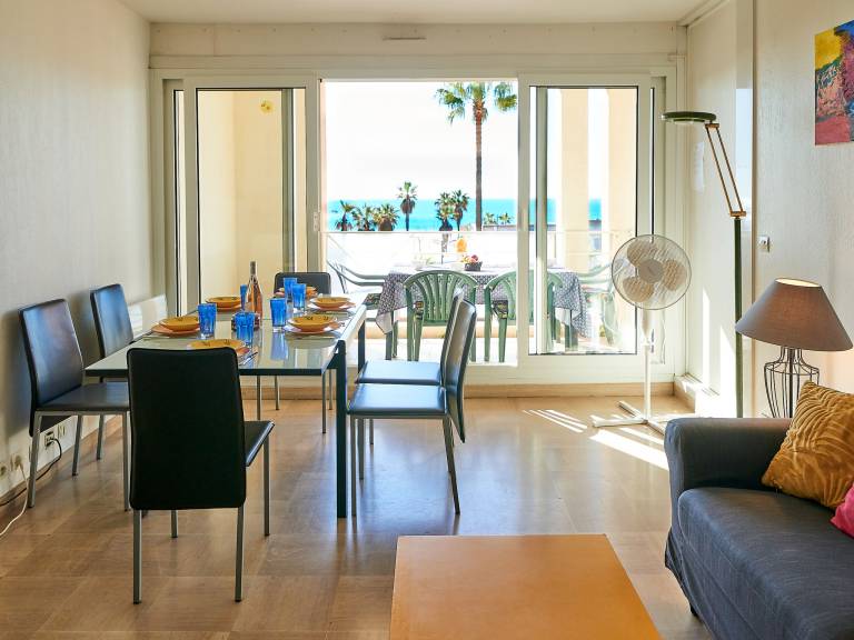 Family-friendly wonderful apartment with patio & pool | Sea view | Next to the beach | Pets allowed — photo 5