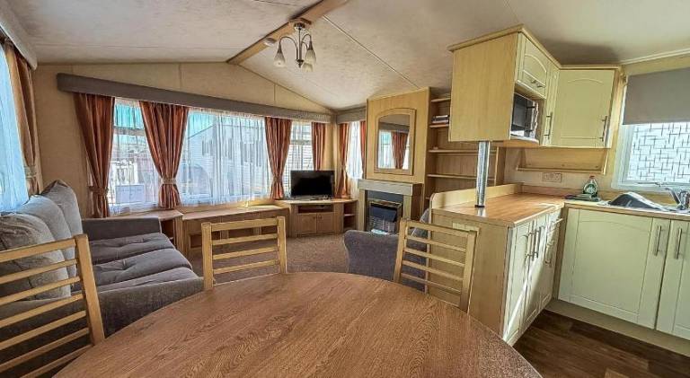 Dog Friendly 8 Berth Caravan, Minutes From The Beach In Hunstanton Ref 13003L — photo 3