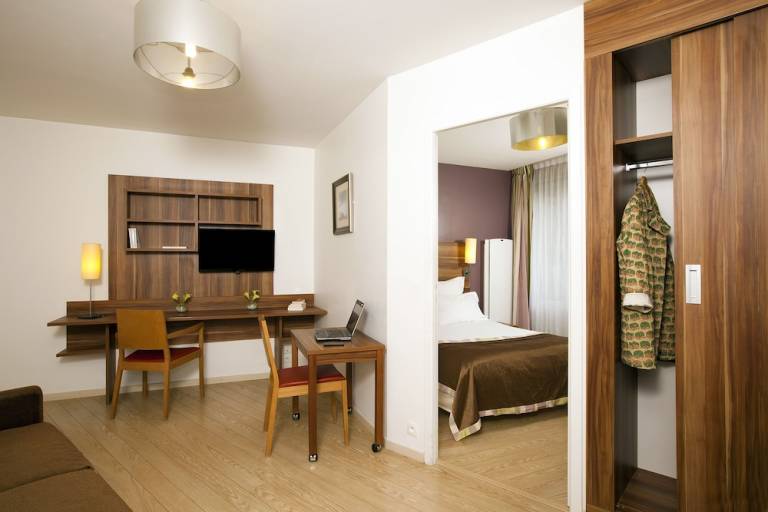 Aparthotel  Bures-sur-Yvette