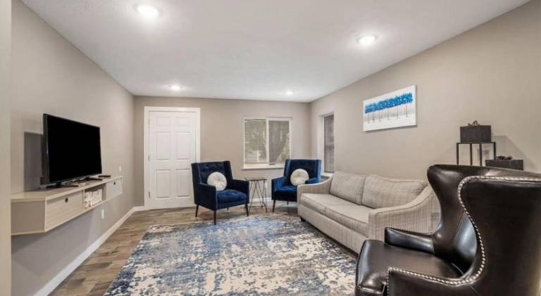 Holiday apartment | Perfect for remote work | Pets are welcome in Grand Rapids, MI