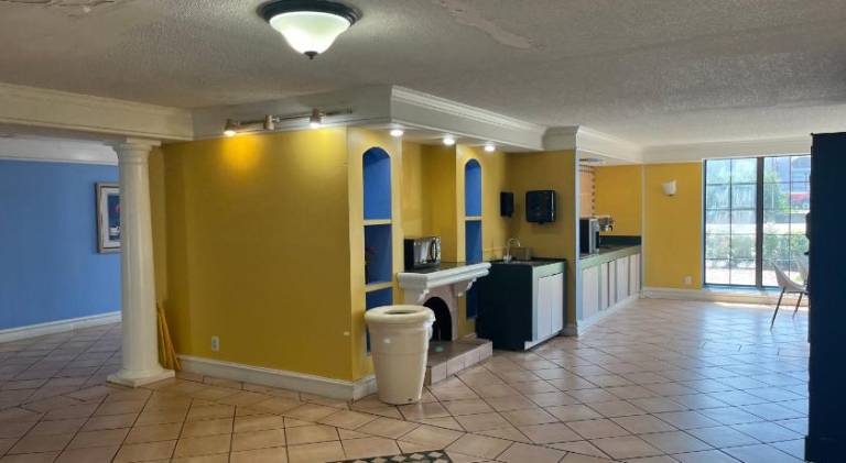 Studio 6 Extended Stay - Huntsville, AL University Drive — photo 2