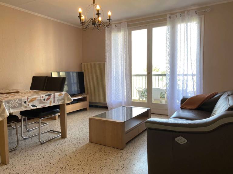 Apartment with 2 rooms for 4 persons — photo 3