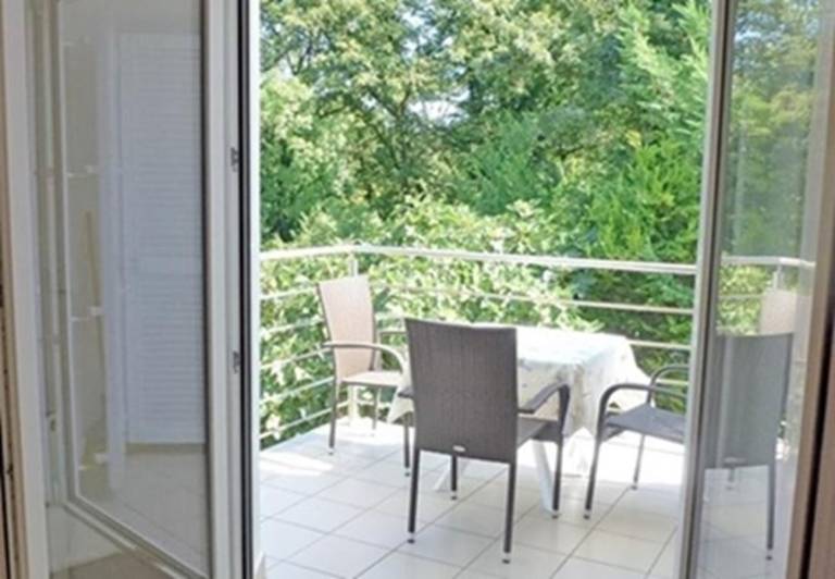 Apartment with terrace & grill | Sea view — photo 2