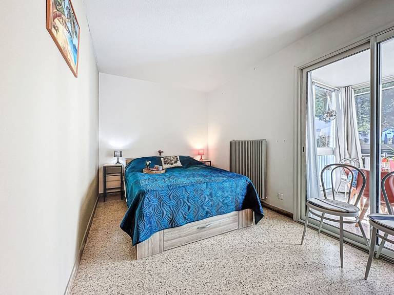 Apartment with 1 room for 4 persons — photo 4