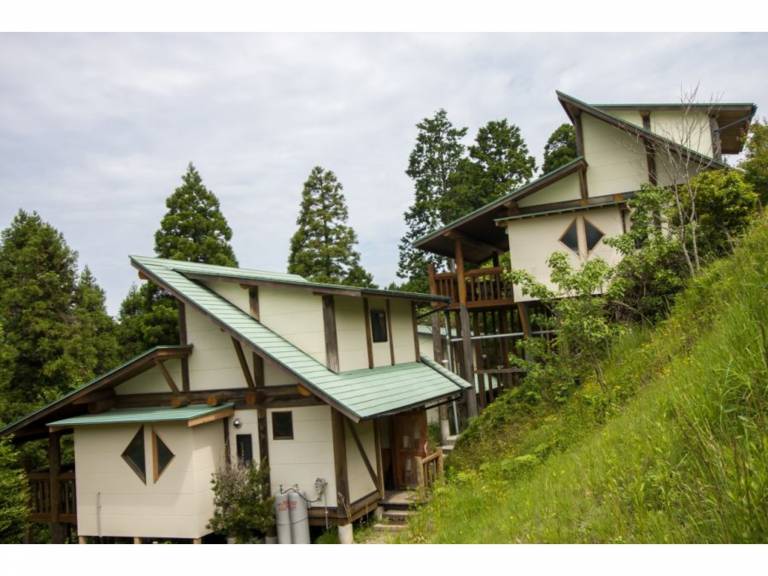 Cabin  Manganji