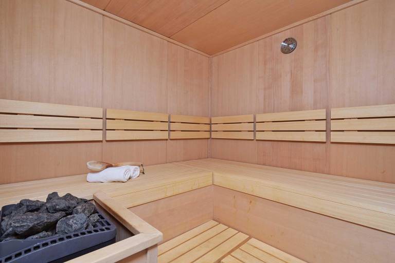 Apartment with sauna & terrace — photo 5