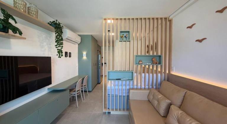 Apartment with jacuzzi & pool — photo 5