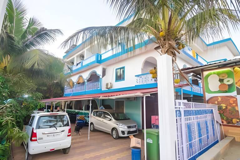 Beach Doorz Jovinho's Place — photo 3