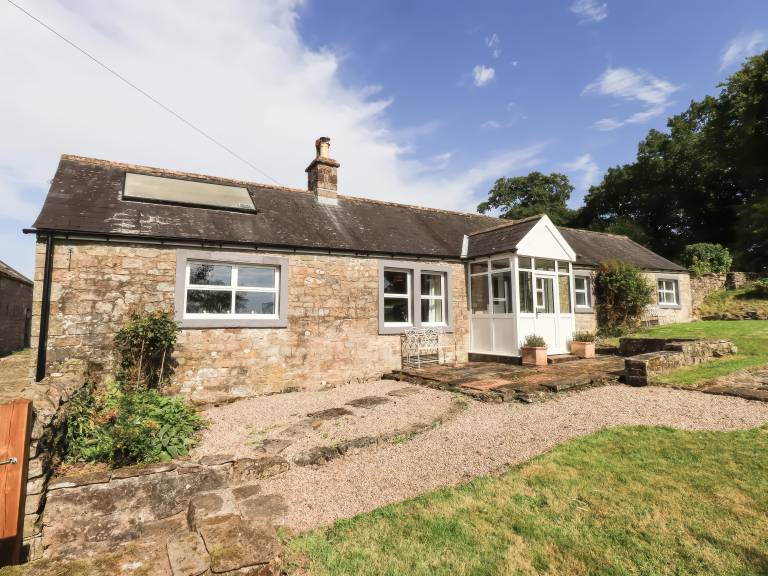 Cottage  Brampton