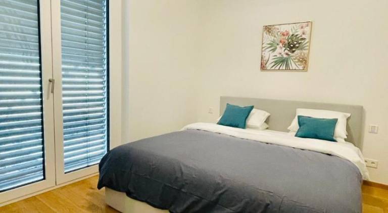 Rental apartment with terrace & garden — photo 4
