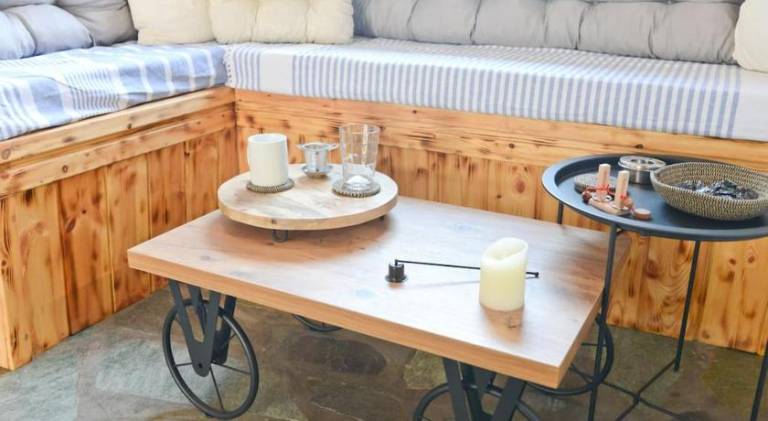 Vacation home with terrace — photo 4