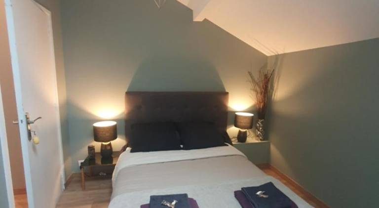 Chambre cosy Bed and Breakfast entre Paris et Disney in Torcy