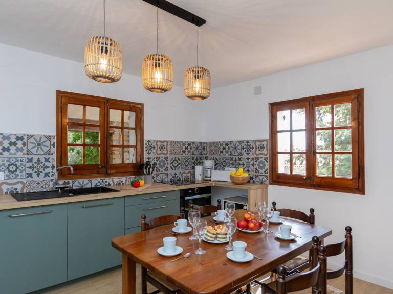 Lovely house with patio, barbecue & yard | Next to the beach | Pet-friendly — photo 4