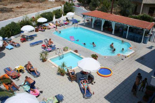 Εξυπηρετούμενο διαμέρισμα Agia Marina Beach