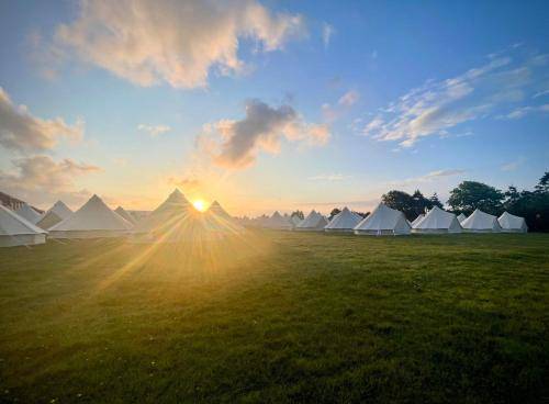 Tent Douglas