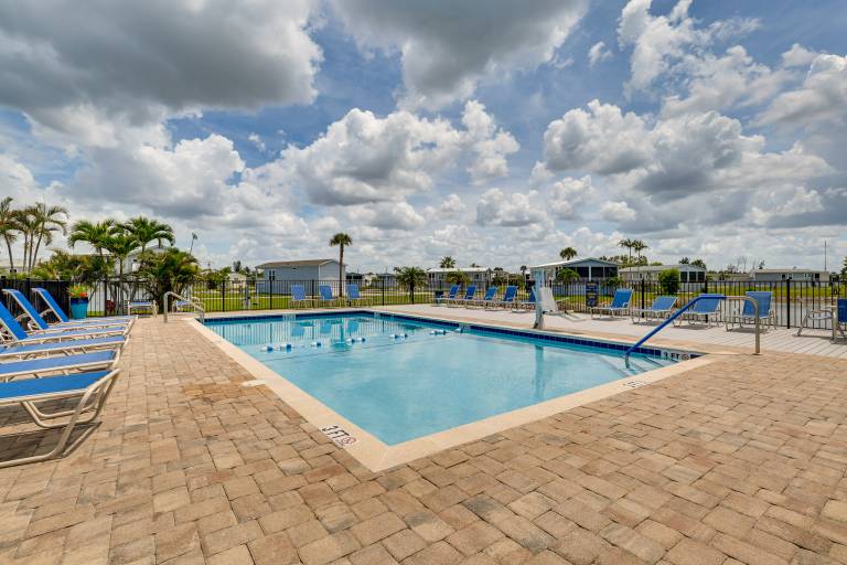 4 Mi to Beach: Fort Myers Home w/ Pool Access! — photo 3
