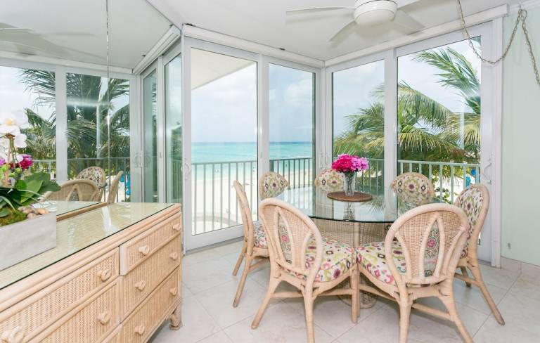 Condo Seven Mile Beach