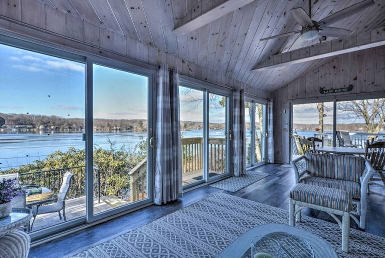 House  Highland Lakes