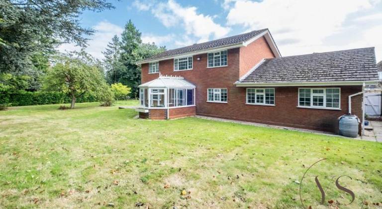 Vacation home with 6 rooms for 12 persons in Sutton Coldfield