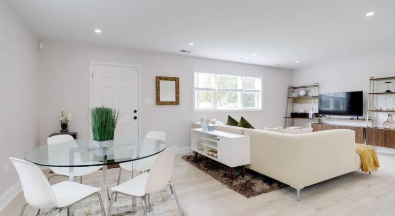 Vacation home with 3 rooms for 6 persons in Alexandria, VA