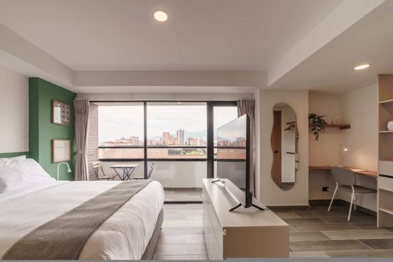 w Engaging Loft w Balcony in Laureles