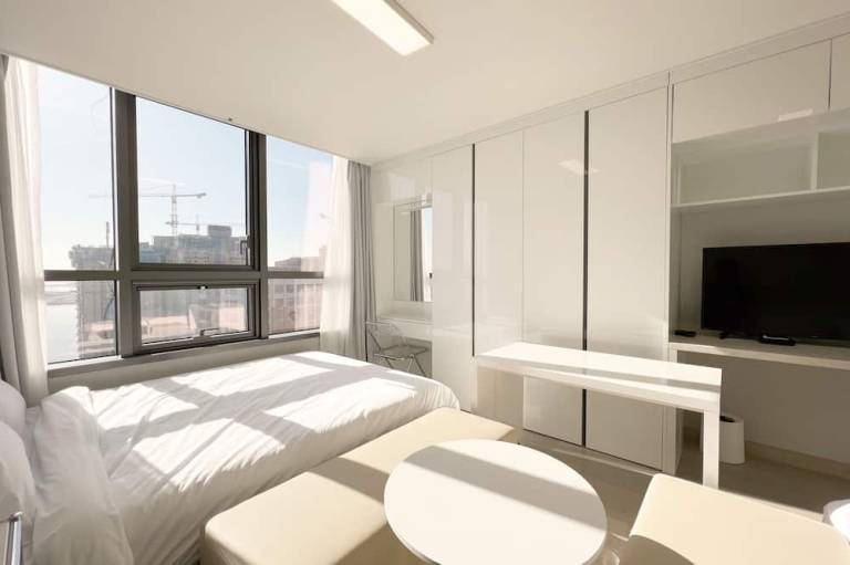 UH FLAT THE SONGDO