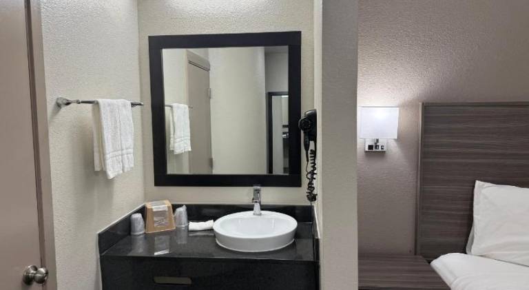 Red Roof Inn Austin - Round Rock — photo 5