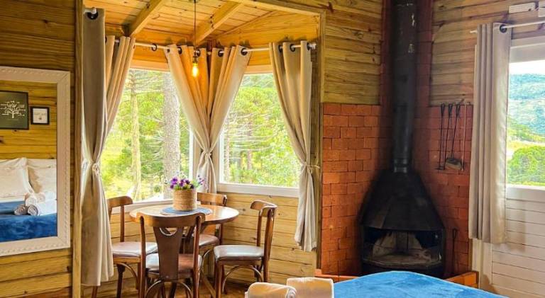 Lodge with yard & barbecue — photo 2