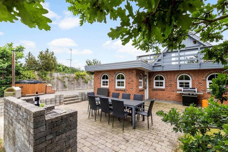 Ferienhaus mit Hund in Fjellerup Strand f&uuml;r max. 10 Personen