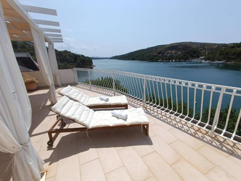 Maria Apartments Zaton - Pergola apartment in Vodice