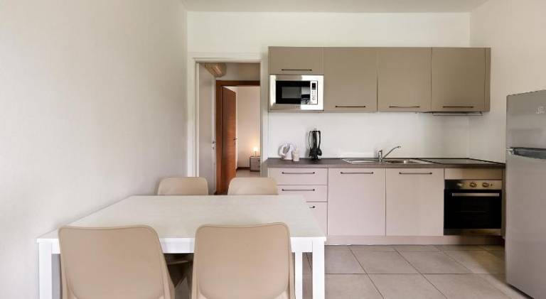 Rental apartment with yard, pool & terrace — photo 3