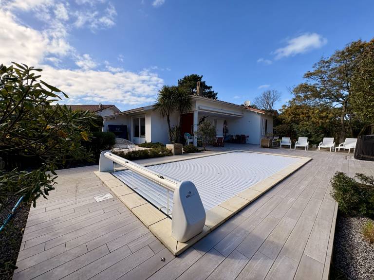 Ferienhaus in Biscarrosse Plage f&uuml;r max. 10 Personen am Atlantik