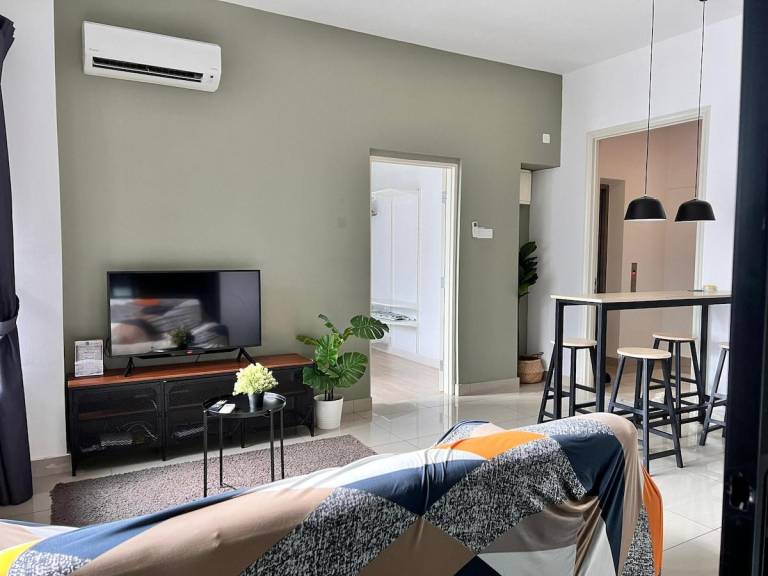 Vacation home with pool | Good for workation in Kuala Lumpur