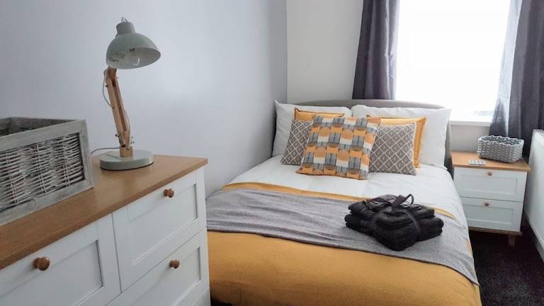 House  Stoke-on-Trent