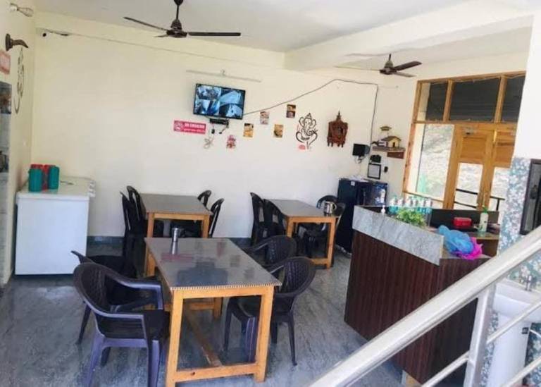 Valley View Goroomgo Hotel Amba Niwas Homestay Uttarkashi — photo 3
