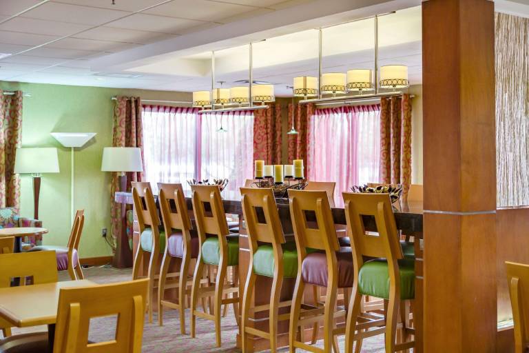 Hampton Inn Harrisonburg-University — photo 2