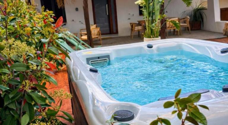 House with pool | Dogs allowed in Olbia