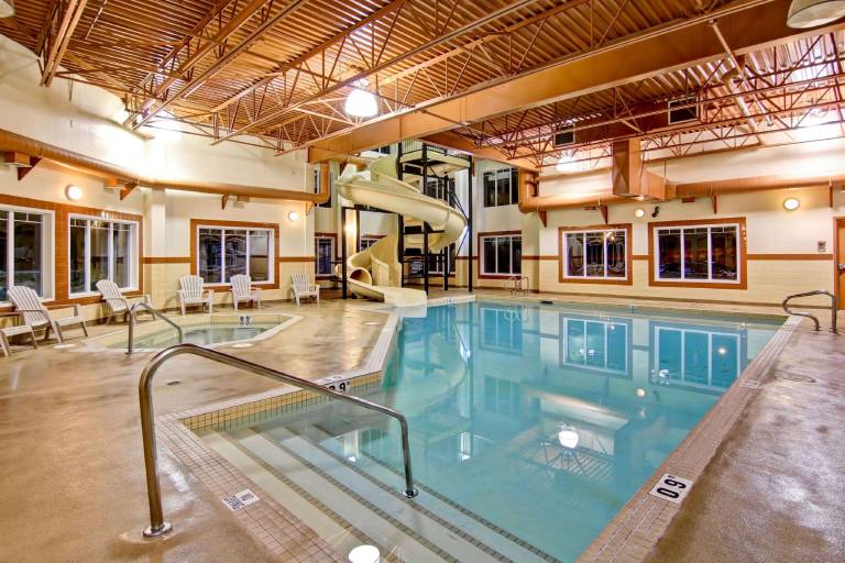 Ramada by Wyndham Ponoka — photo 2