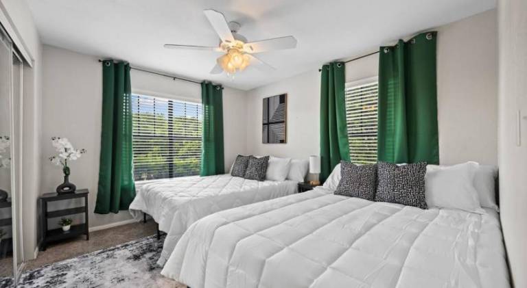 Holiday apartment with pool | Pets are welcome in Austin, TX