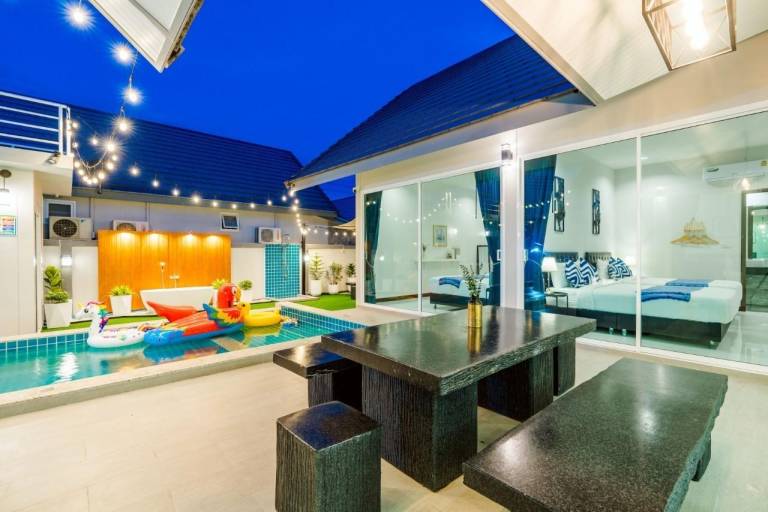 House with 4 rooms for 15 persons — photo 2