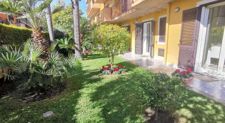 Rental apartment with 1 room for 6 persons — photo 4