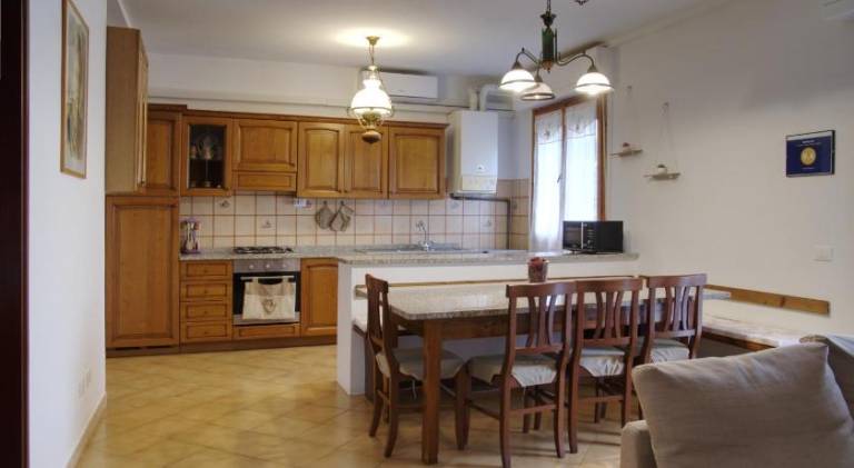 Rental apartment with 2 rooms for 6 persons — photo 3