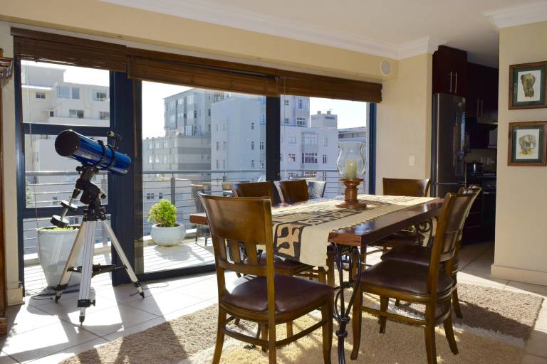 Slick Stylish Beachfront Apartment
