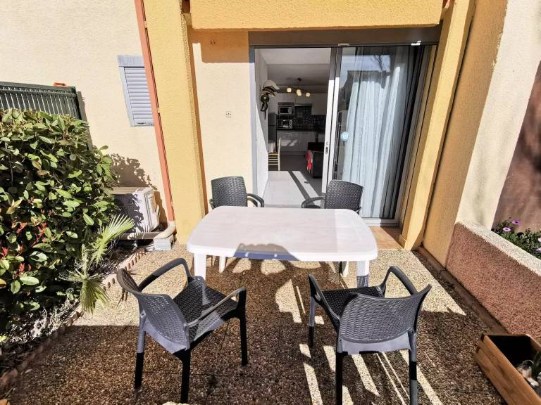 Apartment with 1 room for 4 persons — photo 4