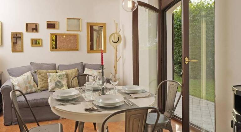Villa with 1 room for 4 persons — photo 4