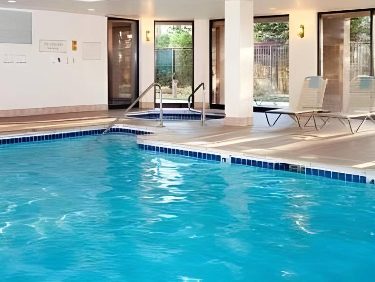Courtyard by Marriott Toledo Maumee/Arrowhead — photo 4