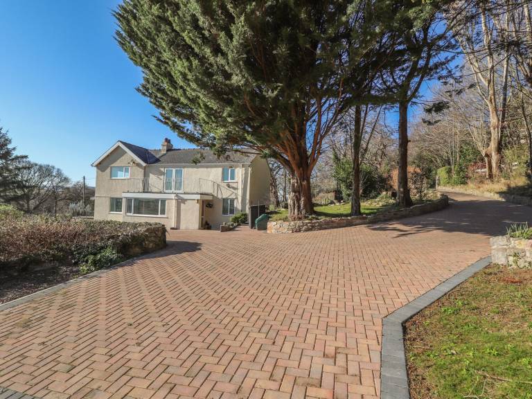 Cottage  Old Colwyn