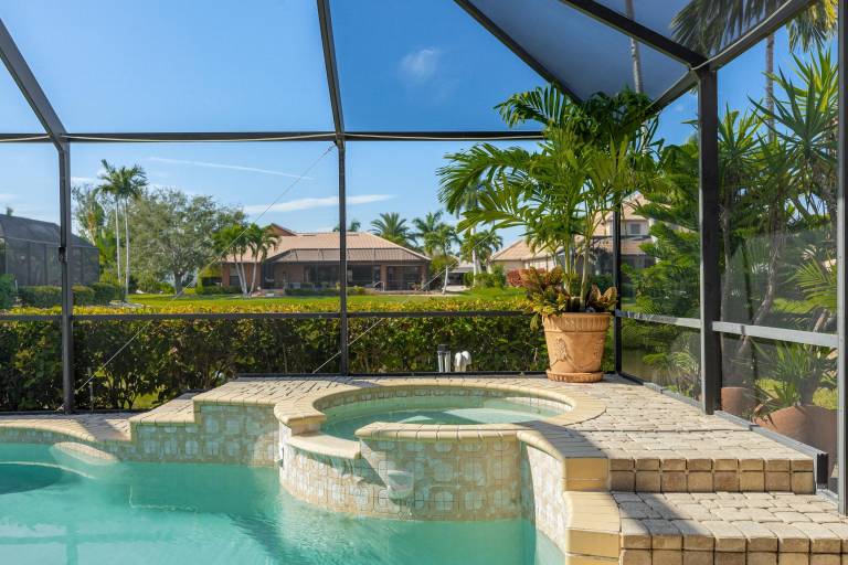 LAKEVIEW!, Heated Pool and Spa -Villa Lakeside Escape - Roelens Vacations — photo 3