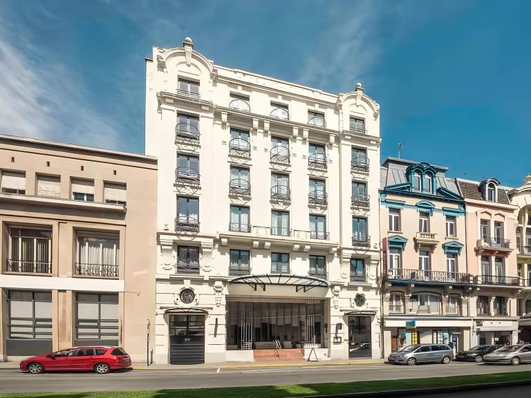 Hotel Mercure Lille Roubaix Grand in Roubaix