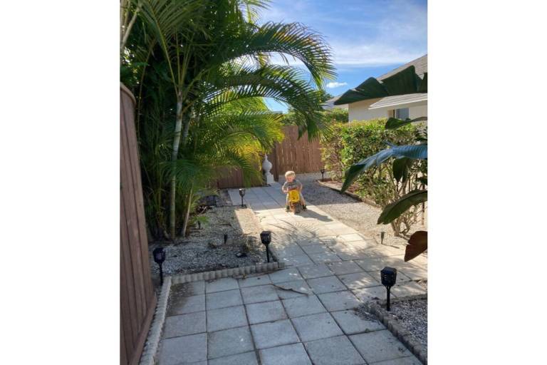 Fully equipped nice house with pool, terrace & grill | Pets are welcome — photo 3